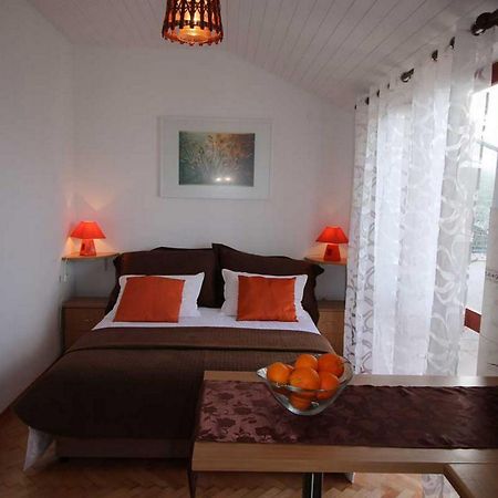 Villa Renipol Adults Only Sutivan Ruang foto