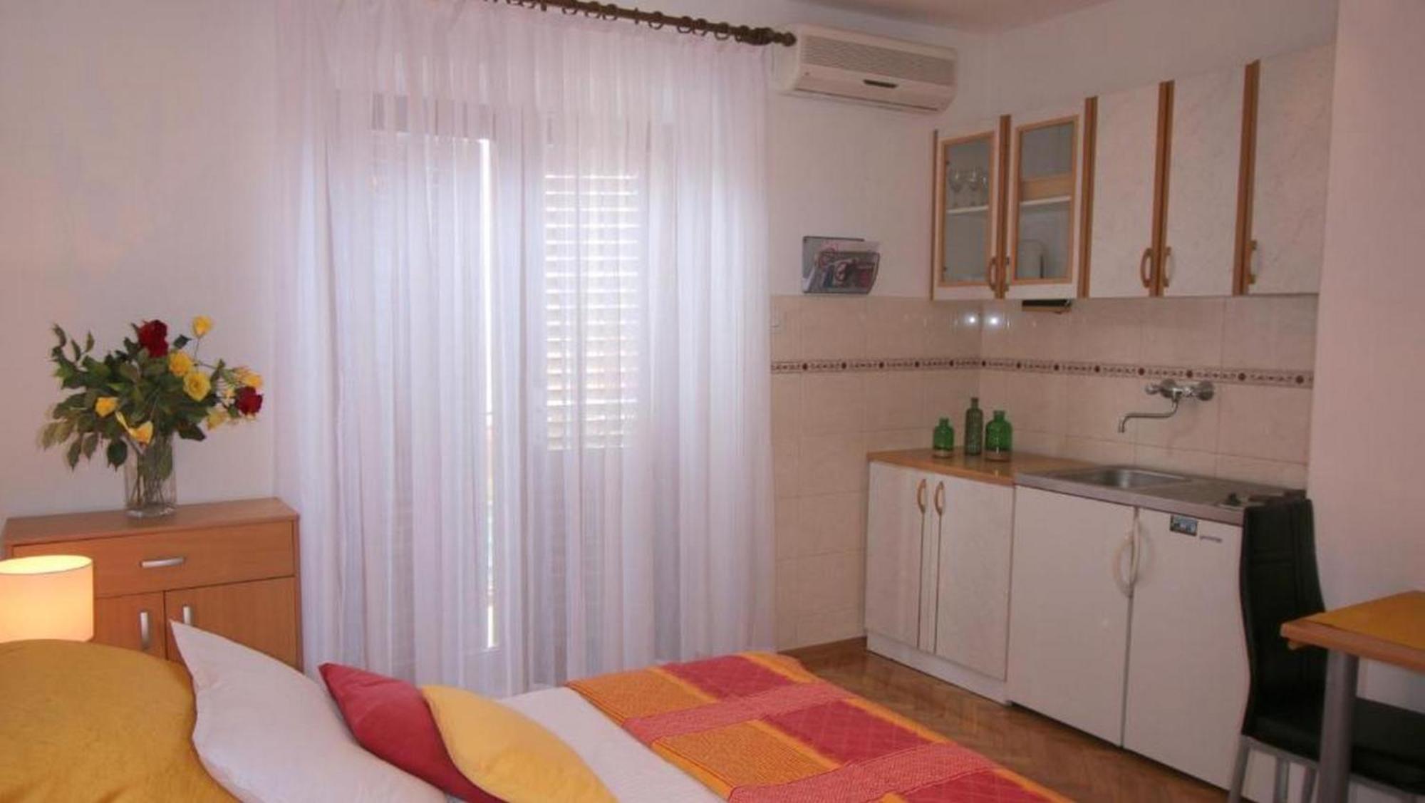 Villa Renipol Adults Only Sutivan Ruang foto