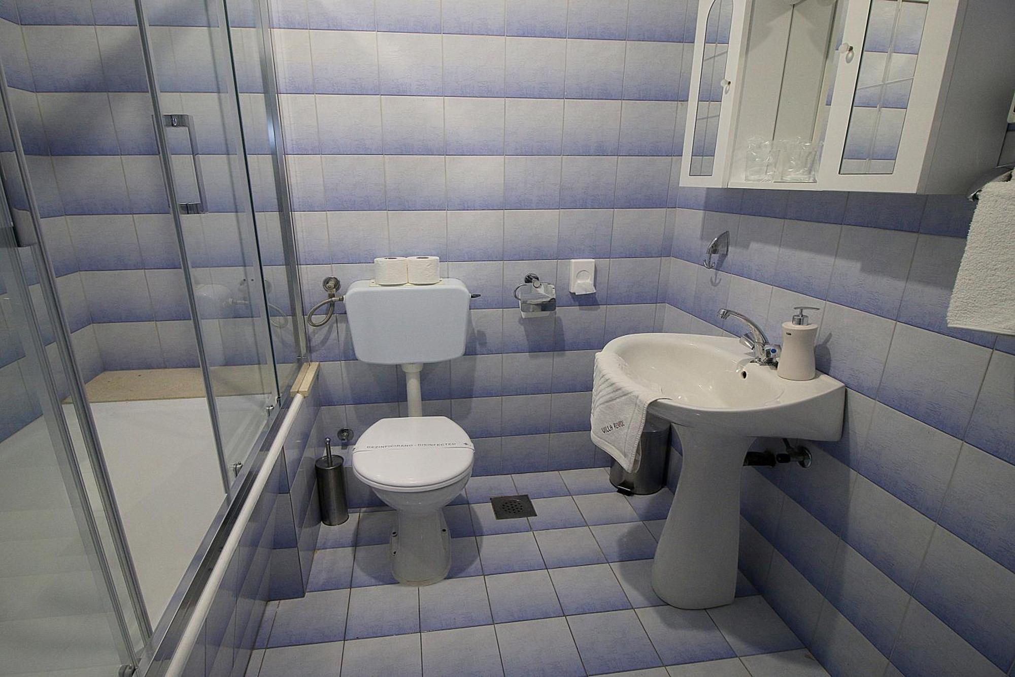 Villa Renipol Adults Only Sutivan Ruang foto